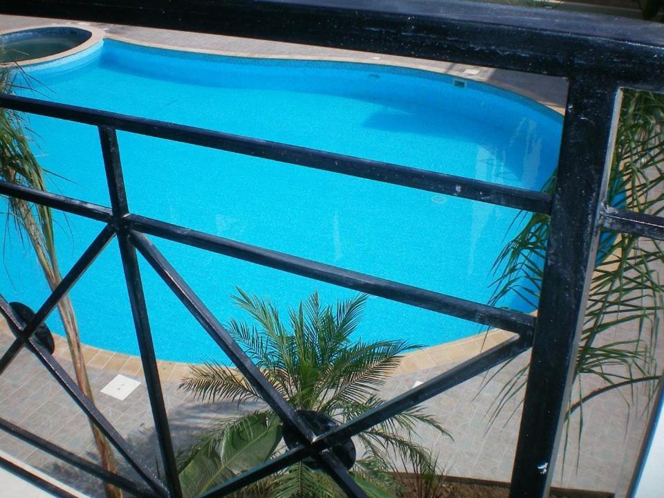 104 Excellent 2 Bed Apartment With Pool View, Ac & Gym! Perivólia Esterno foto